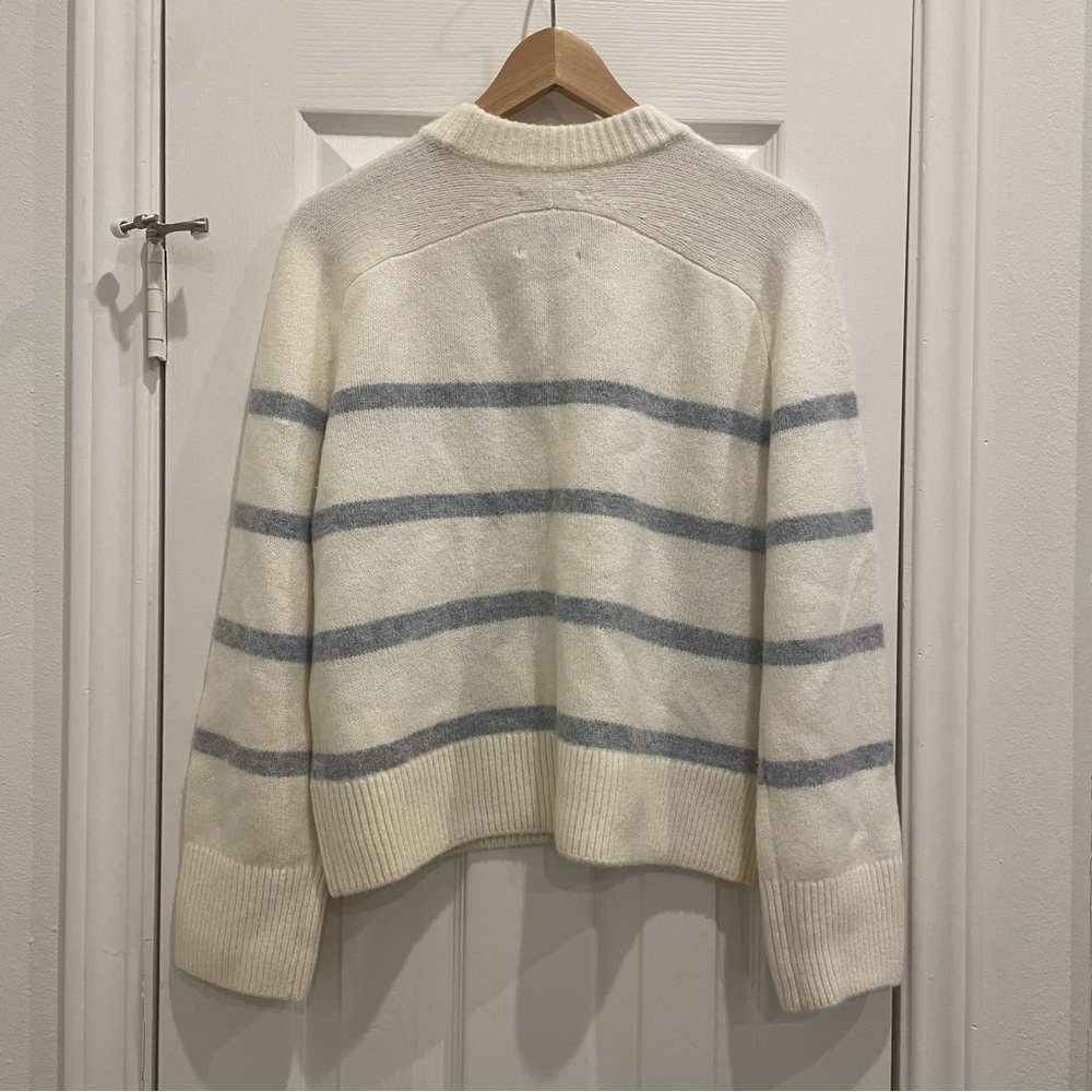 A&F Madeline Crew Sweater, XS, Cream Stripe - Picture 3 of 7